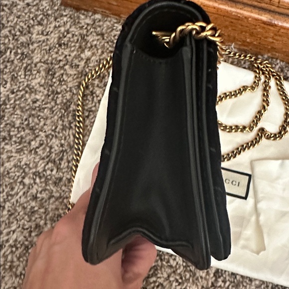 Gucci Black Velvet Marmont Bag with Gold Accents - Beautiful Condition - Picture 7 of 14